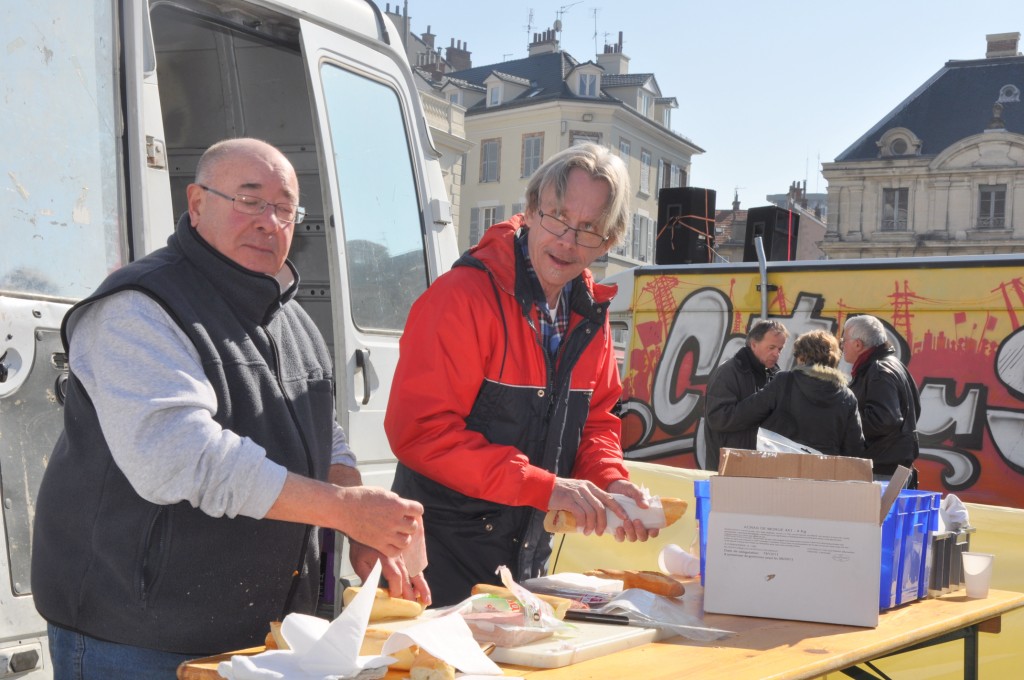 GRENOBLE- Manifestation européenne contre l'austérité