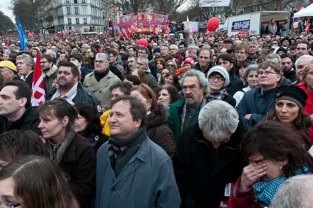 sur la place de la Bastille