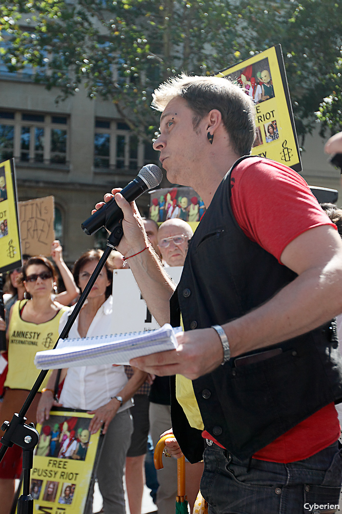 Rassemblement pour les Pussy Riots