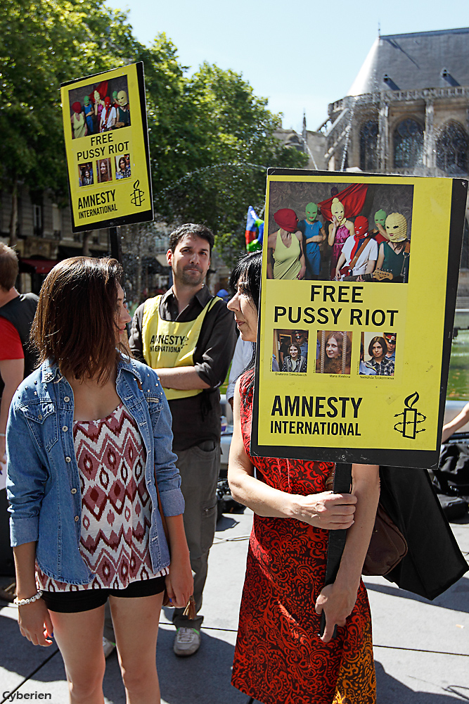 Rassemblement pour les Pussy Riots