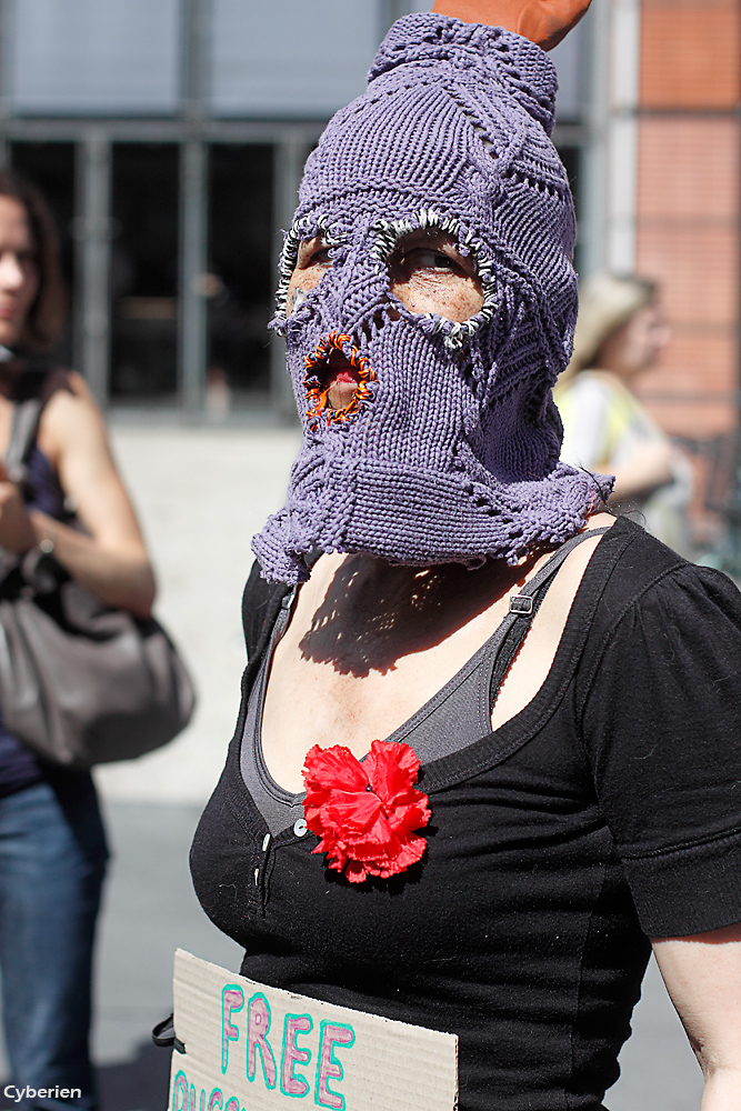 Rassemblement pour les Pussy Riots