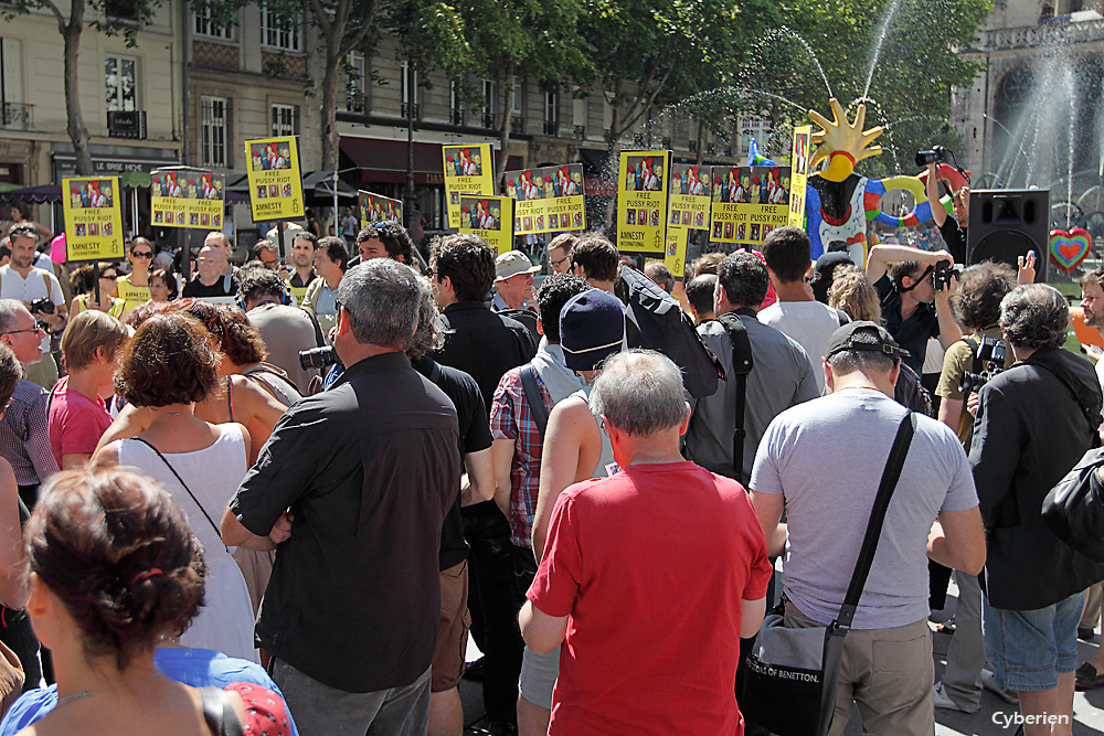 Rassemblement pour les Pussy Riots