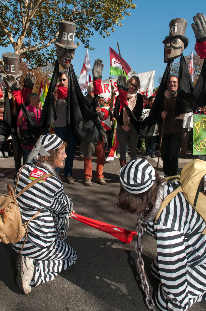 Peuples asservis par la Troïka