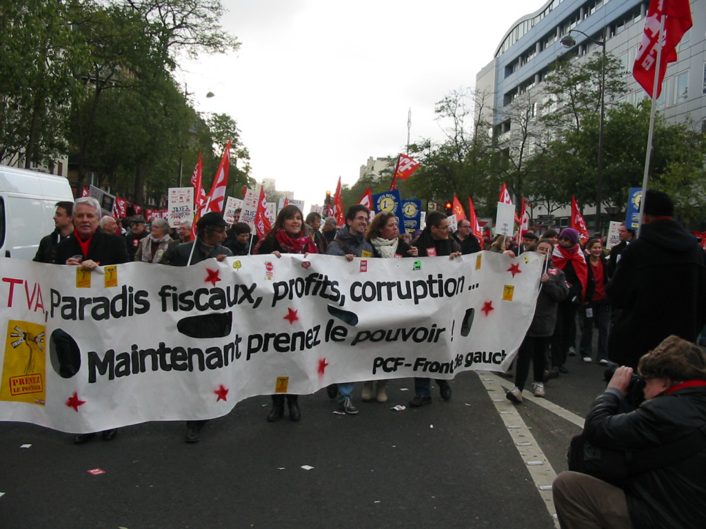 Banderole PCF-Front de Gauche.