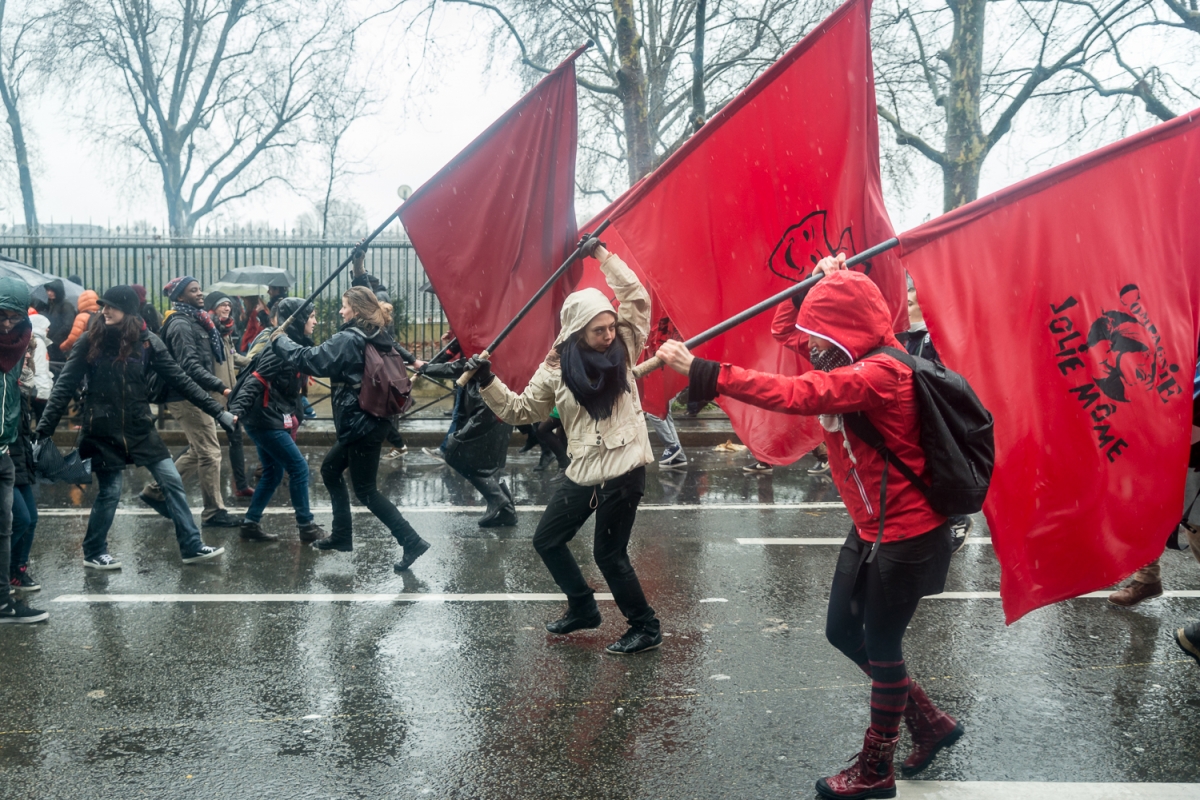 Jolie mÃ´me sous la pluie