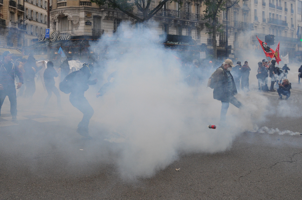 Lacrymos socialistes