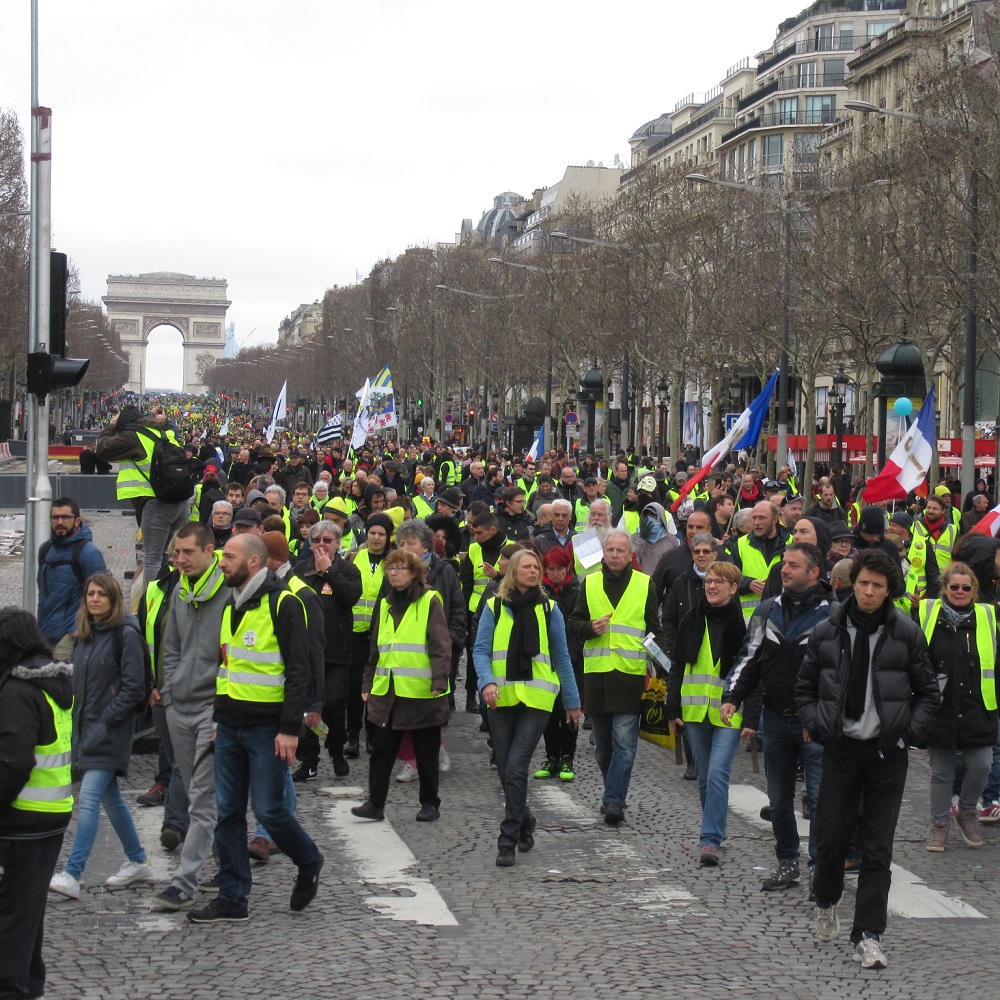 Champs-elysees