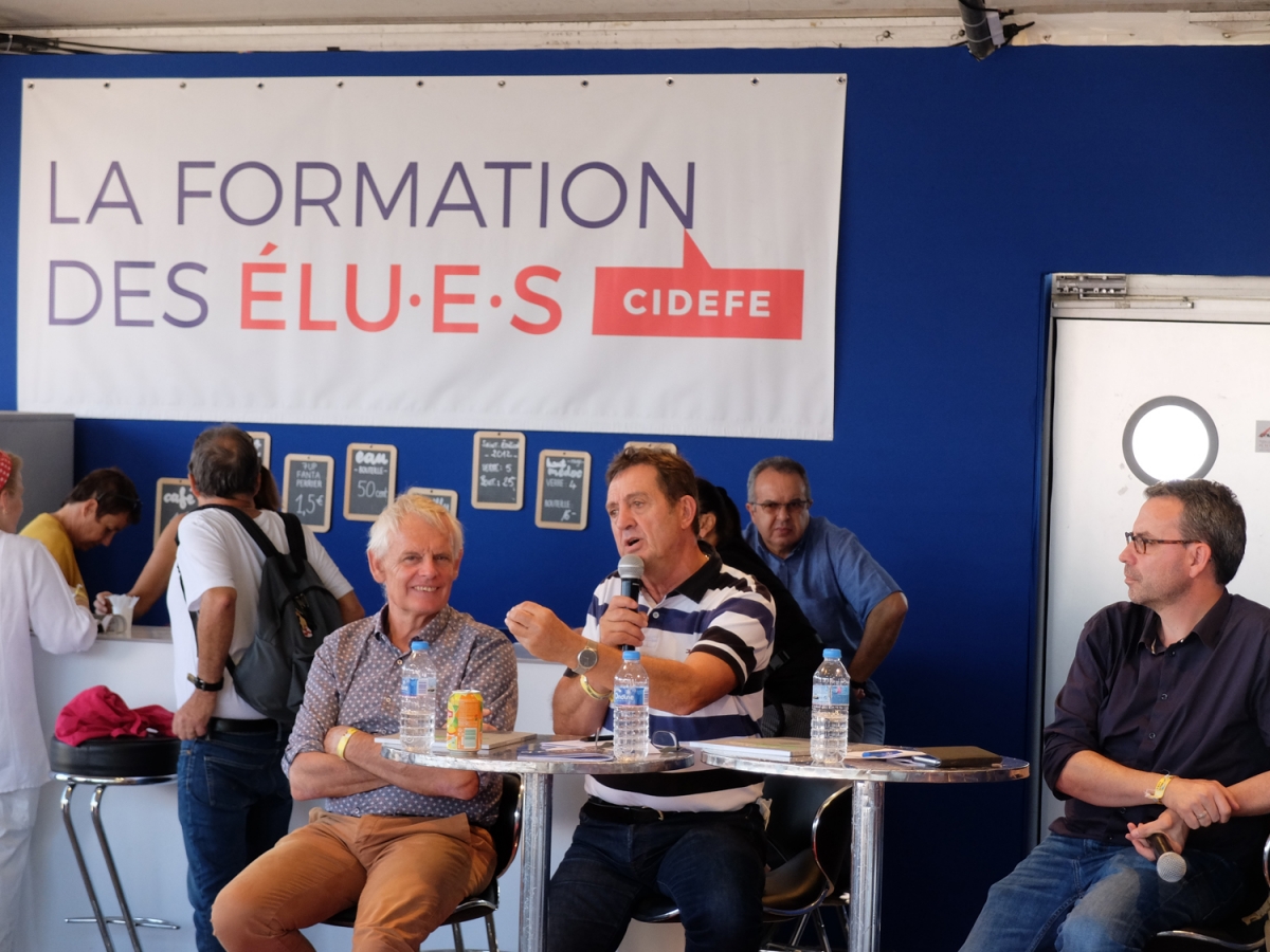 le stand des élus