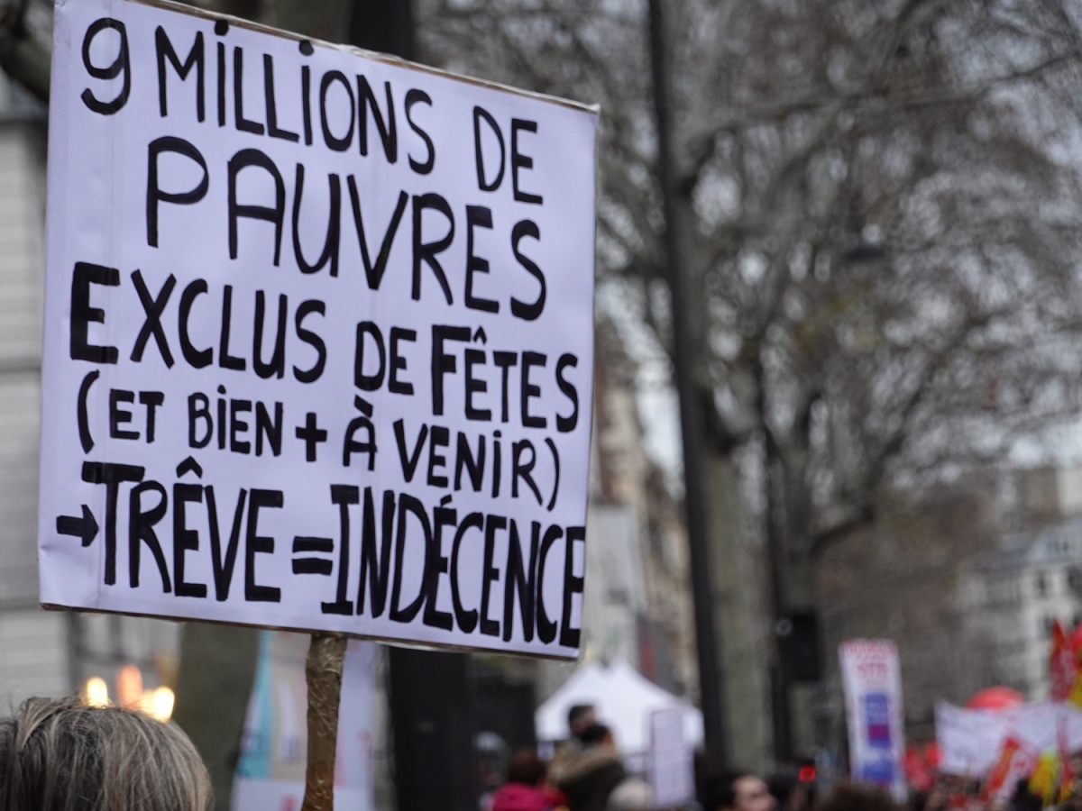 9 millions de pauvres