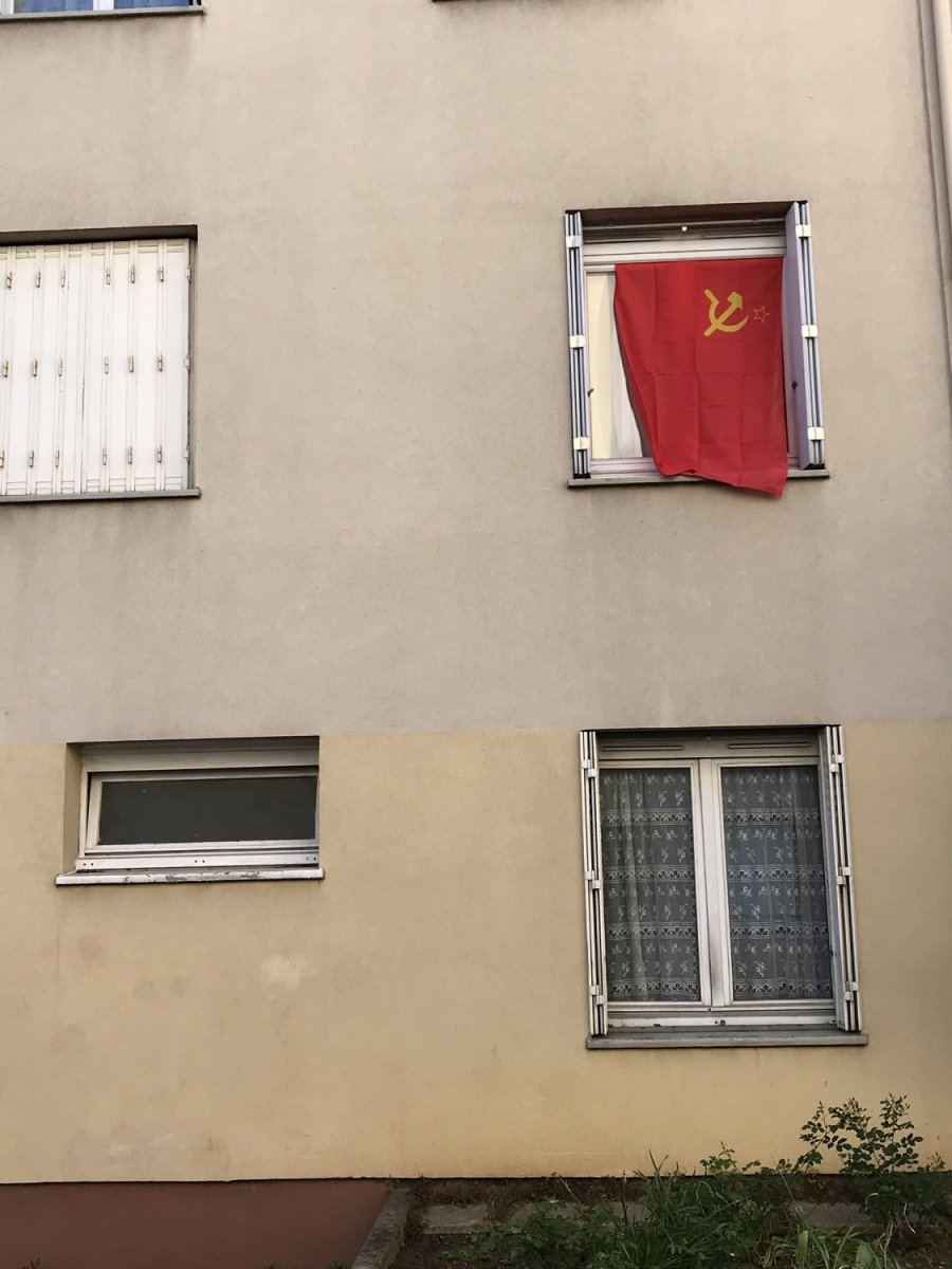 drapeau rouge