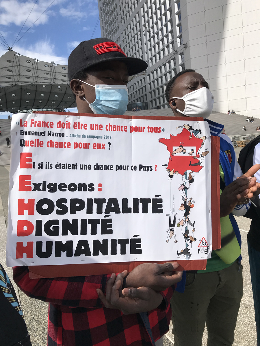 Hospitalité, dignité, humanité