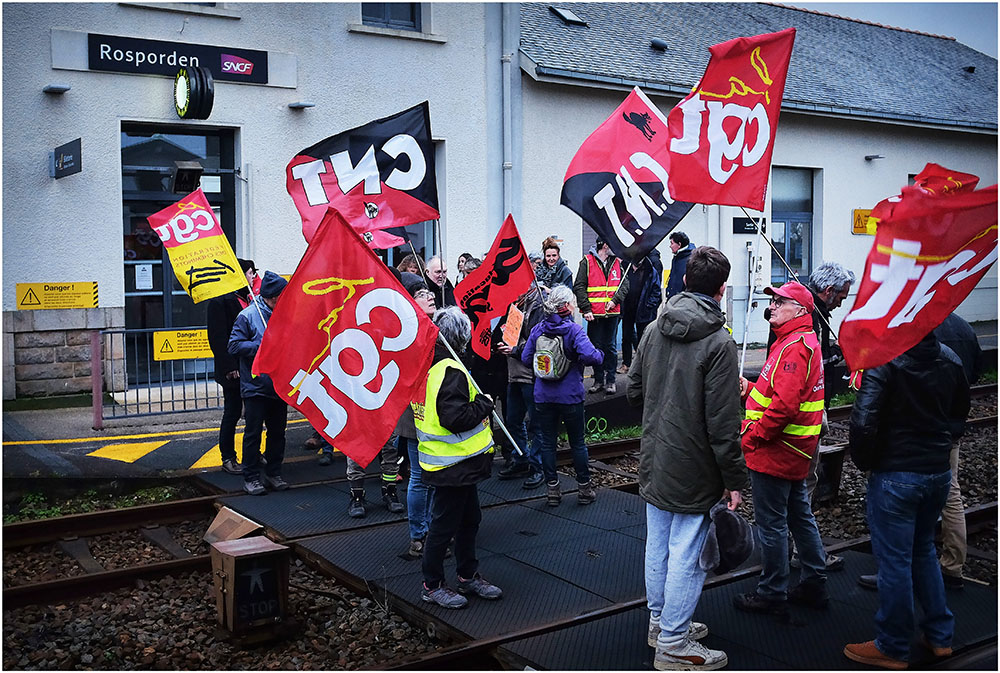 04 - Blocage Gare Rosporden le 23 Mars 2023