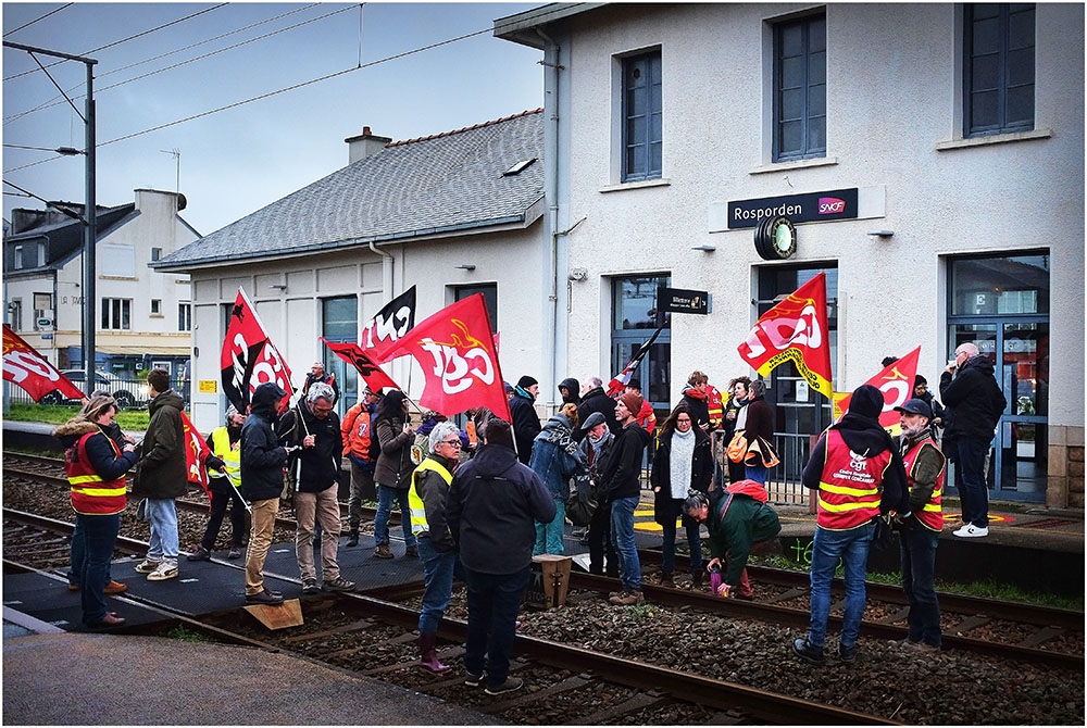 07 - Blocage Gare Rosporden le 23 Mars 2023