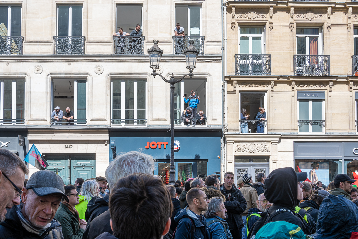 Au balcon