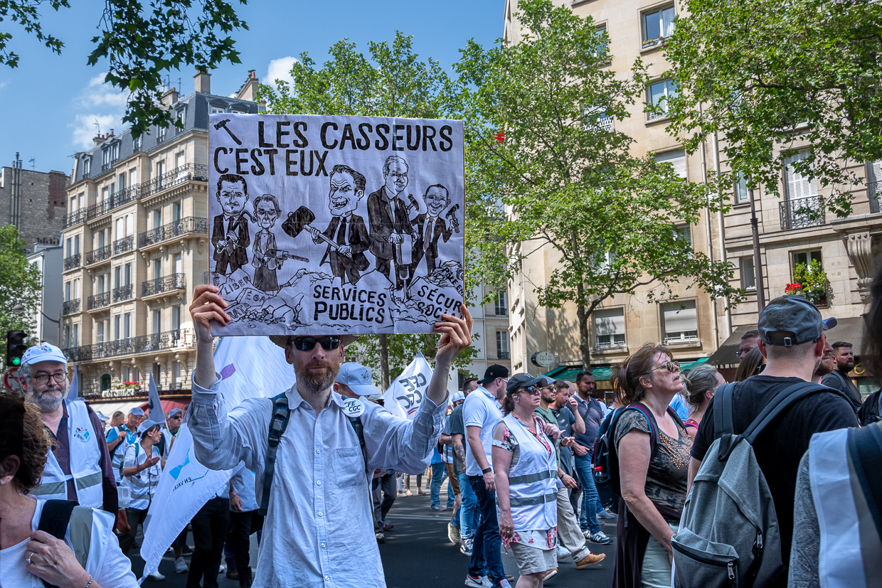 Les casseurs