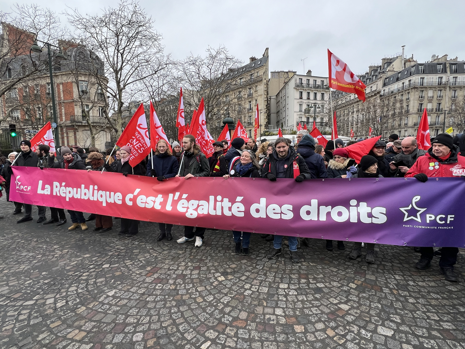 parti communiste et jeunes communistes