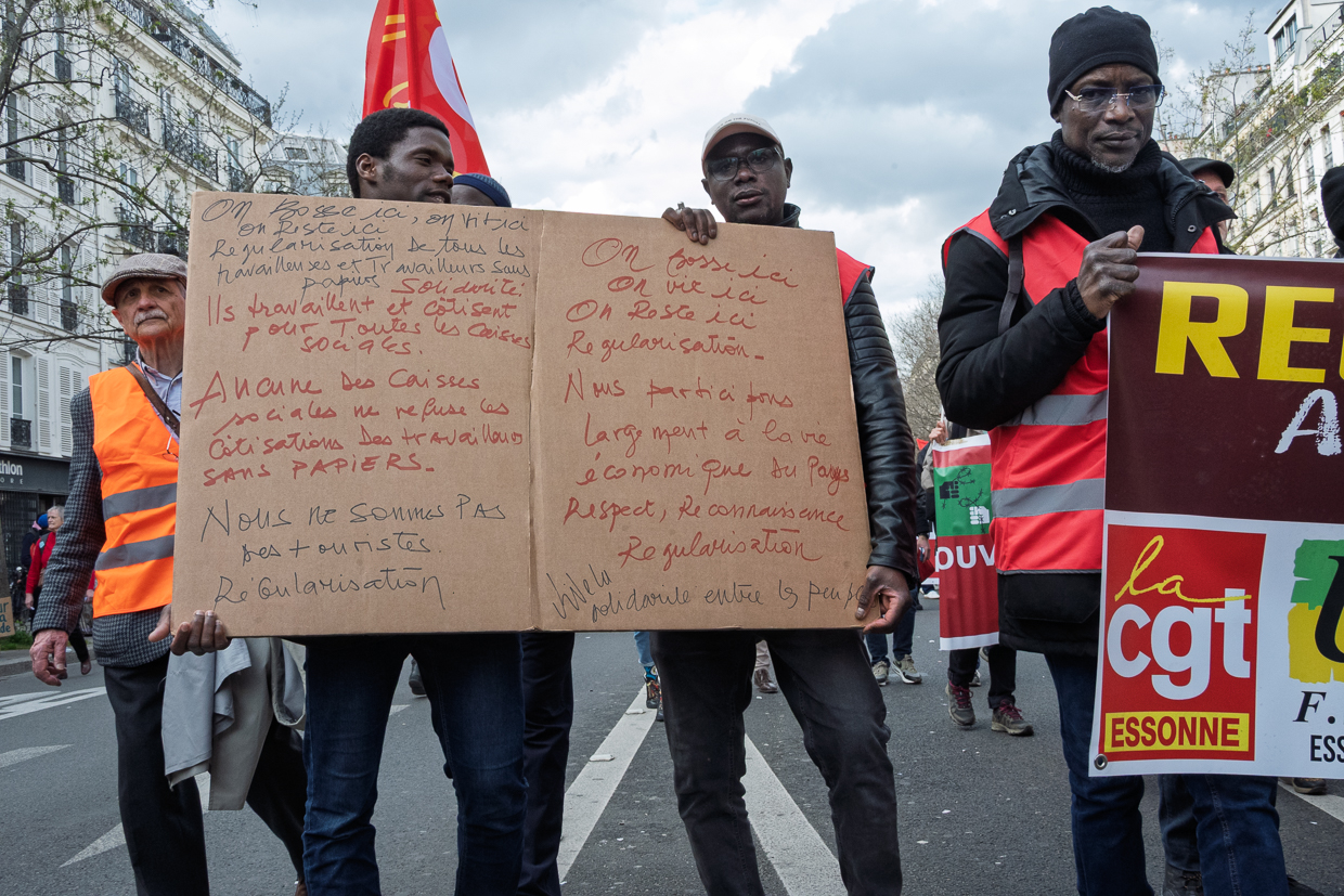 Sans-papiers