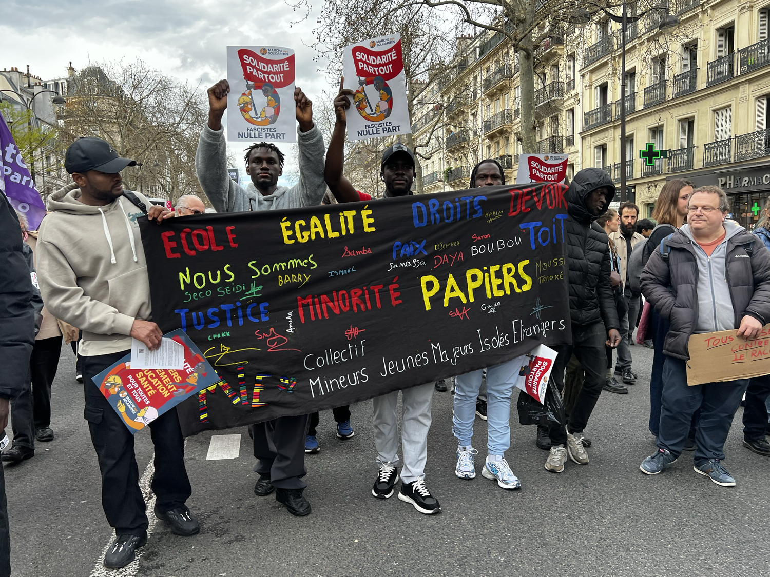 Collectif mineurs jeunes majeurs isolés étrangers