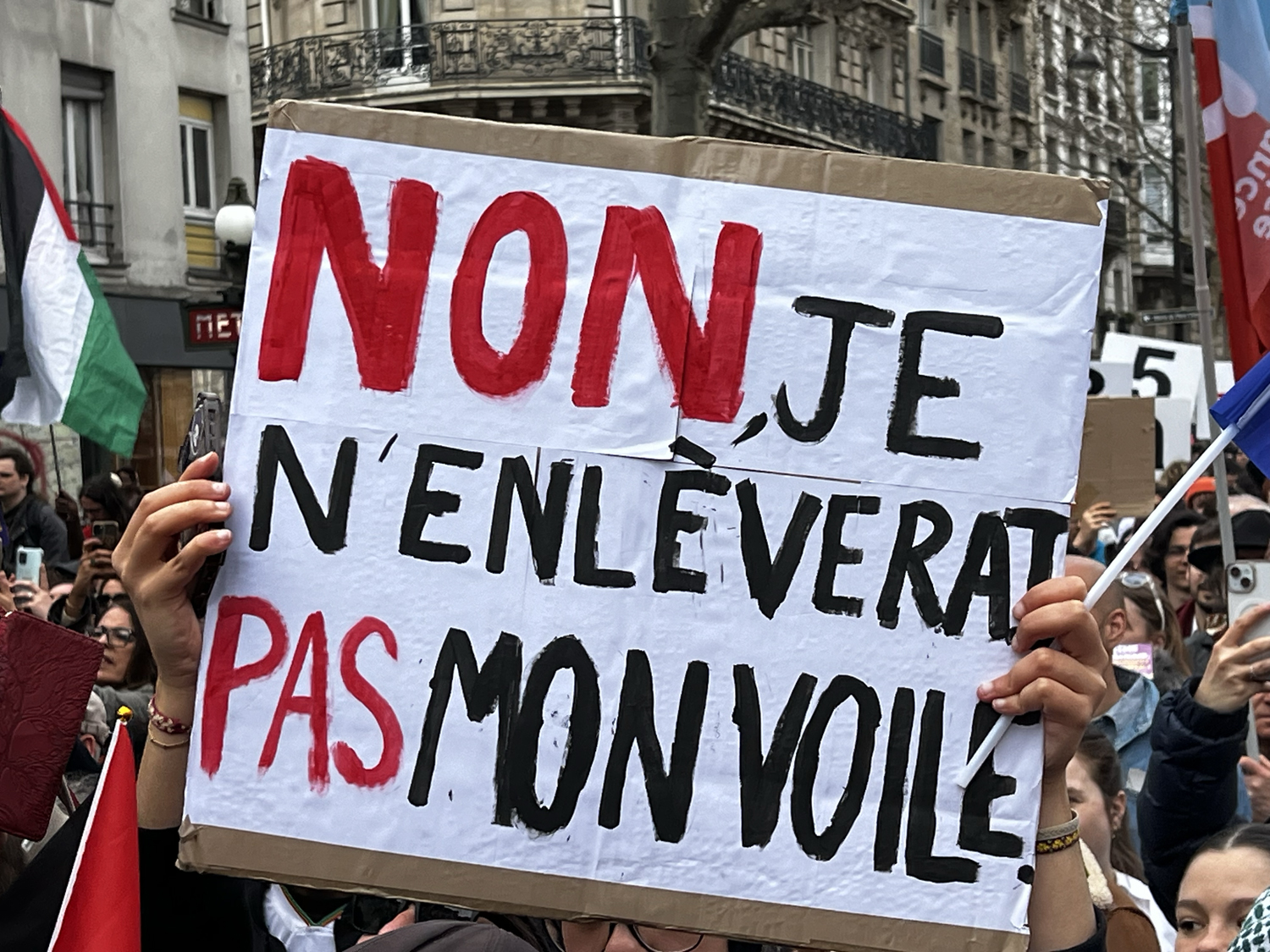 Je n'enlèverai pas mon voile