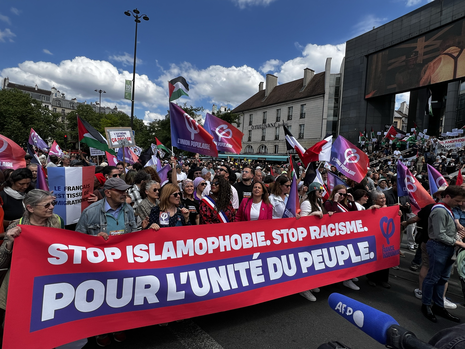 Pour l'unité du peuple