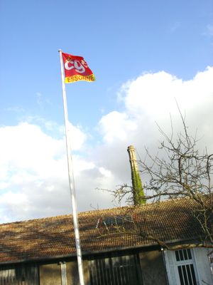 Le drapeau de la CGT flotte sur la Corderie !