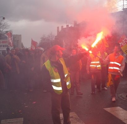 28 mars 2006  contre le CPE Paris Cheminots CGT