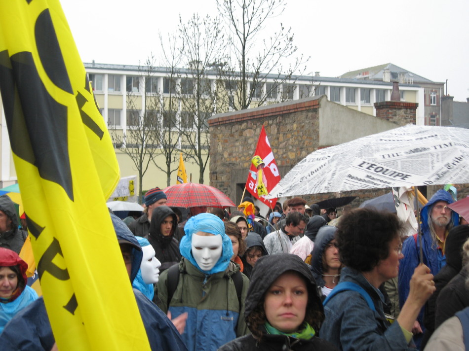 manifestation contre l'EPR à Cherbourg
