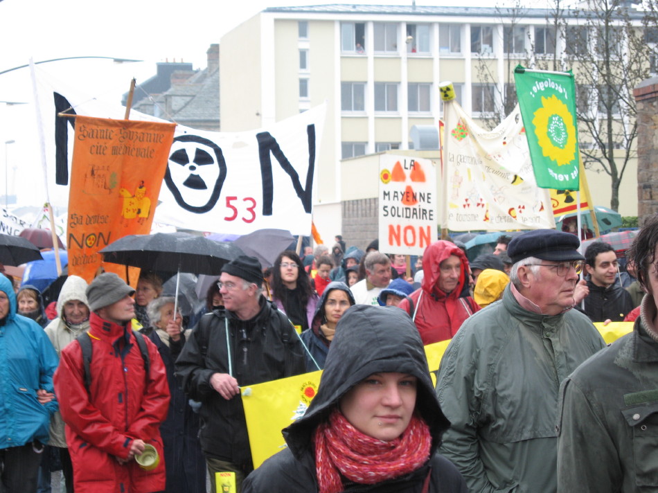 manifestation contre l(EPR Cherbourg