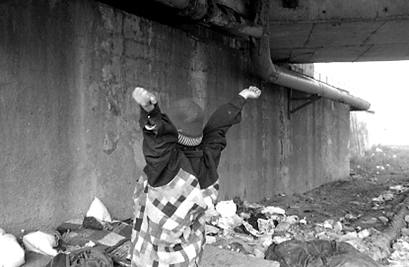 Jeune sdf sous un pont - ph. Alain Boucheret