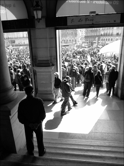 Gare Saint-Lazare le jeudi 06.04.06 (7)