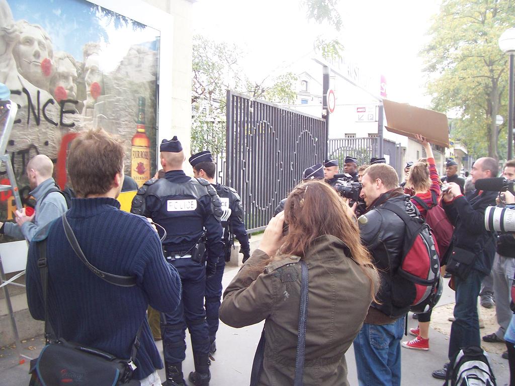 Déboulonneurs 28/10/2006 quai de la rapée/ austerlitz