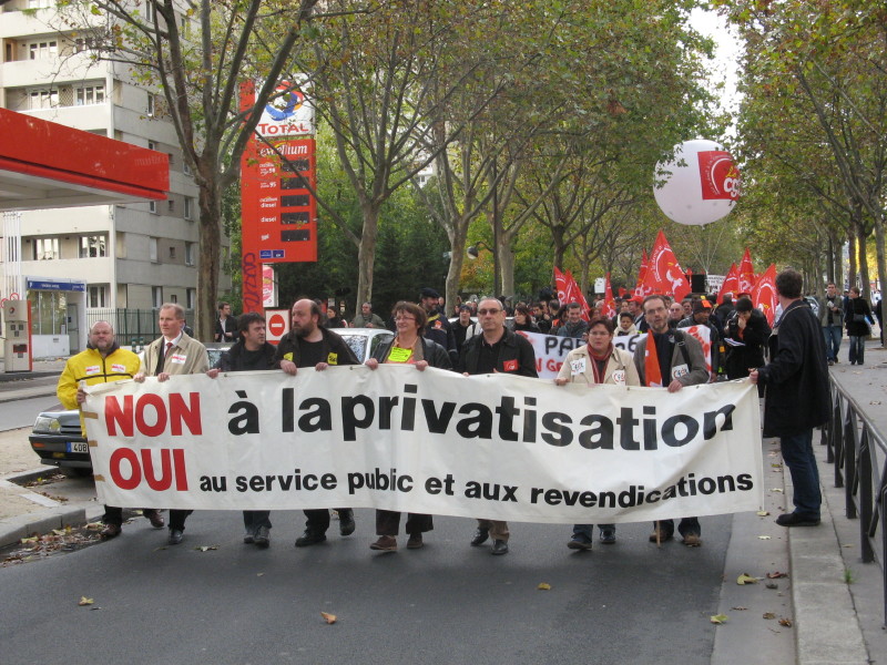 Manif PTT Paris 14 11 06