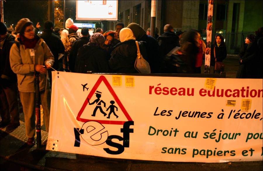 Contre rafles sans-papiers