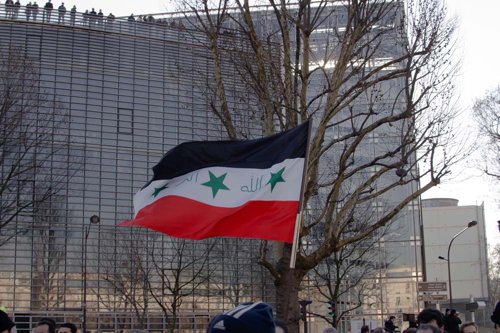 Non à la guerre en IRAK, manifestation à PARIS