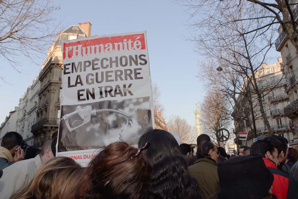 Non à la guerre en IRAK, manifestation à PARIS