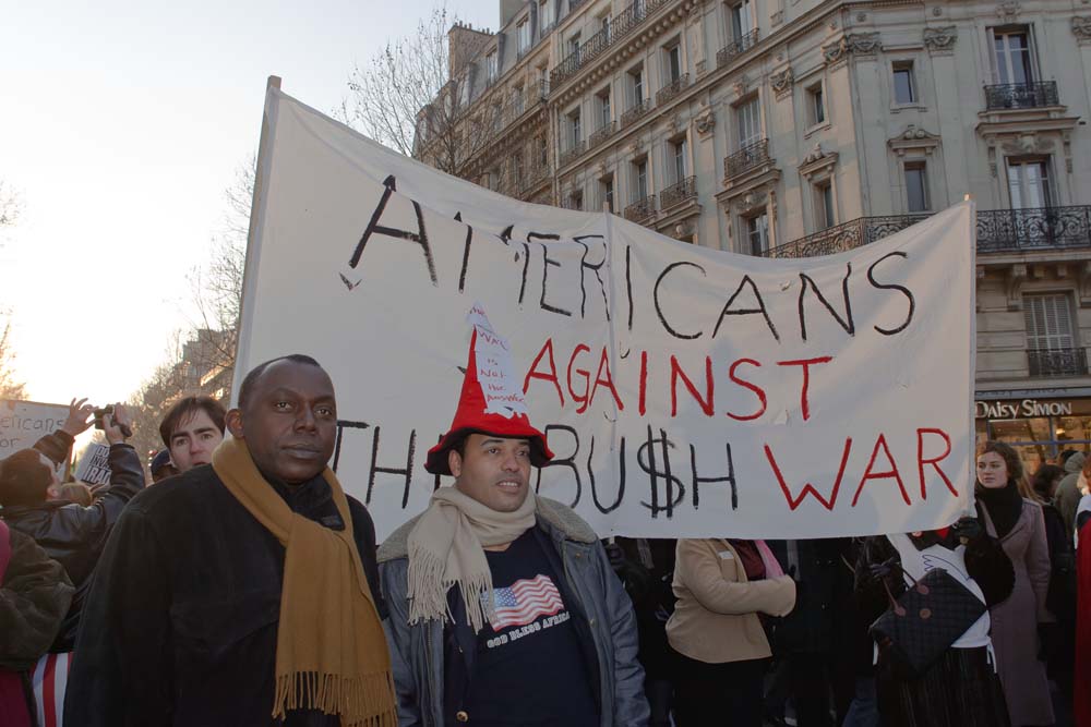 Non à la guerre en IRAK, manifestation à PARIS