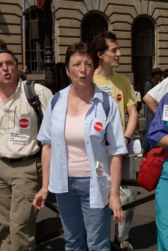 Manifestation contre la privatisation des services publics à Paris