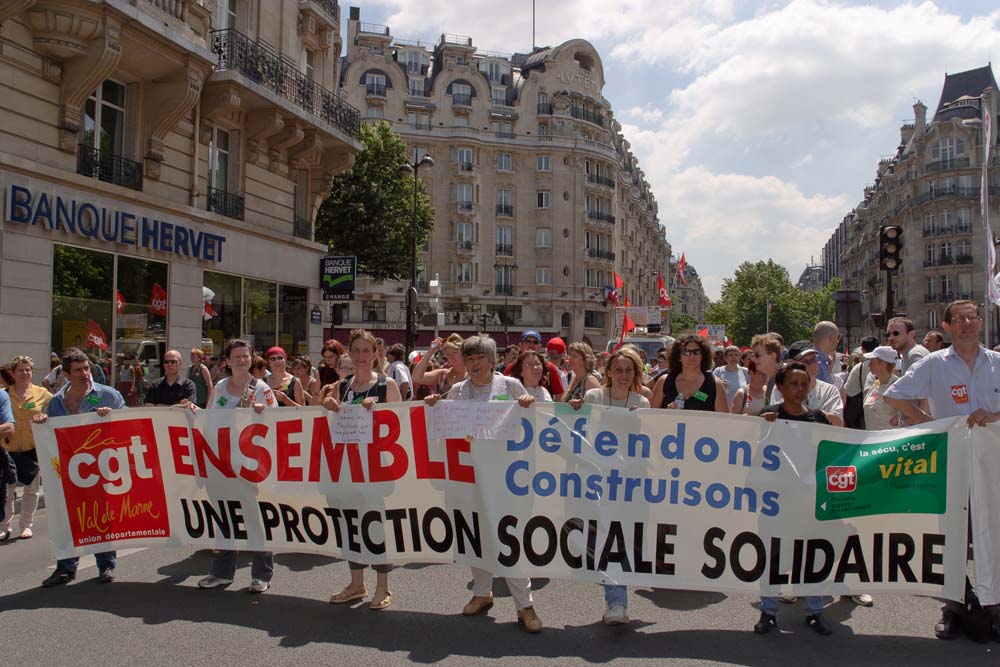 Manifestation contre la privatisation des services publics à Paris