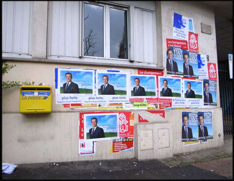 Affiches Sarkosy (2)