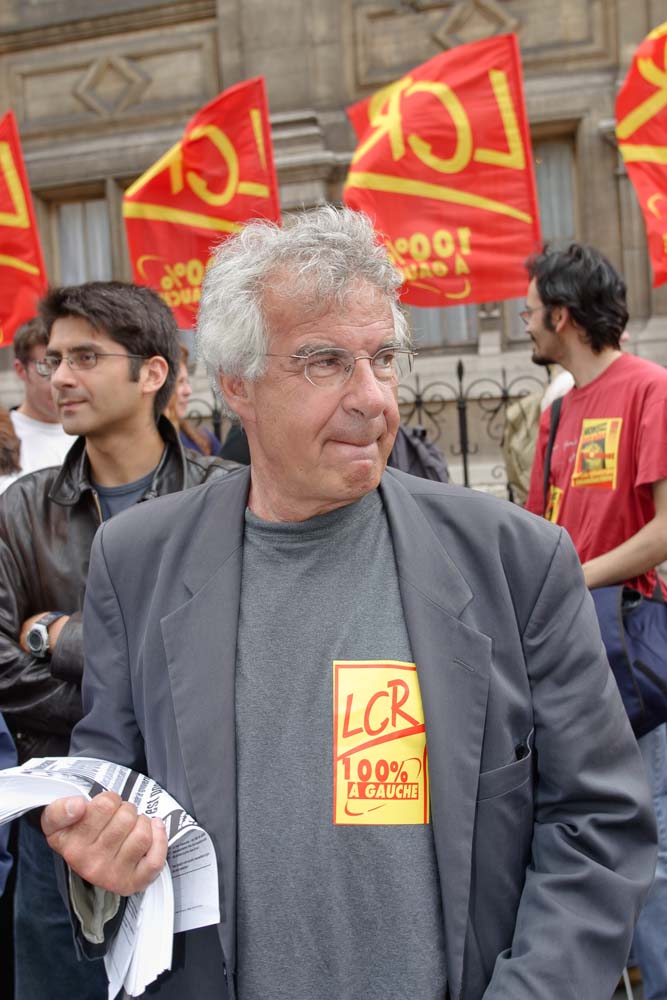 Manifestation à Paris pour la sauvegarde du régime retraite