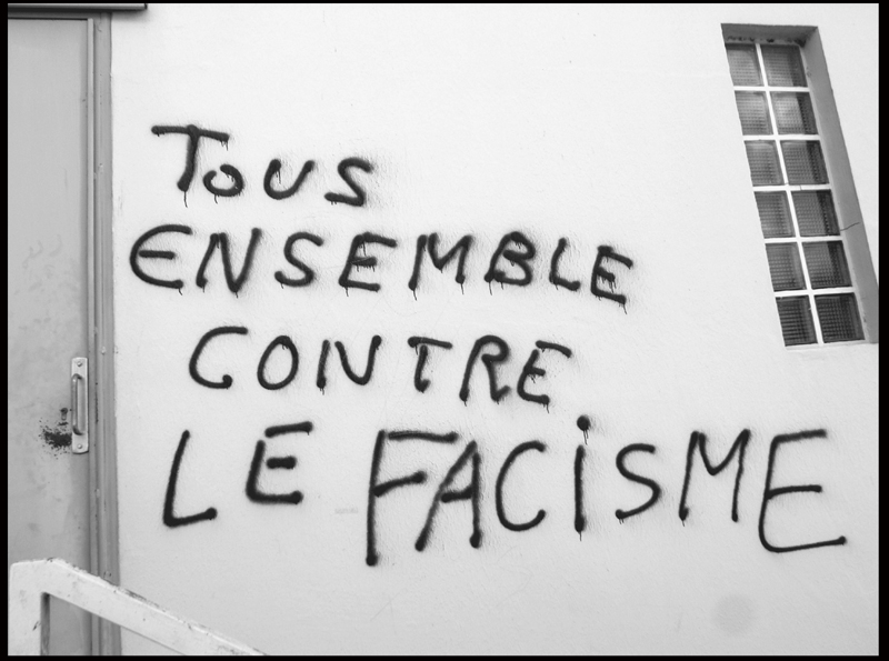 Contre le fascisme (2)