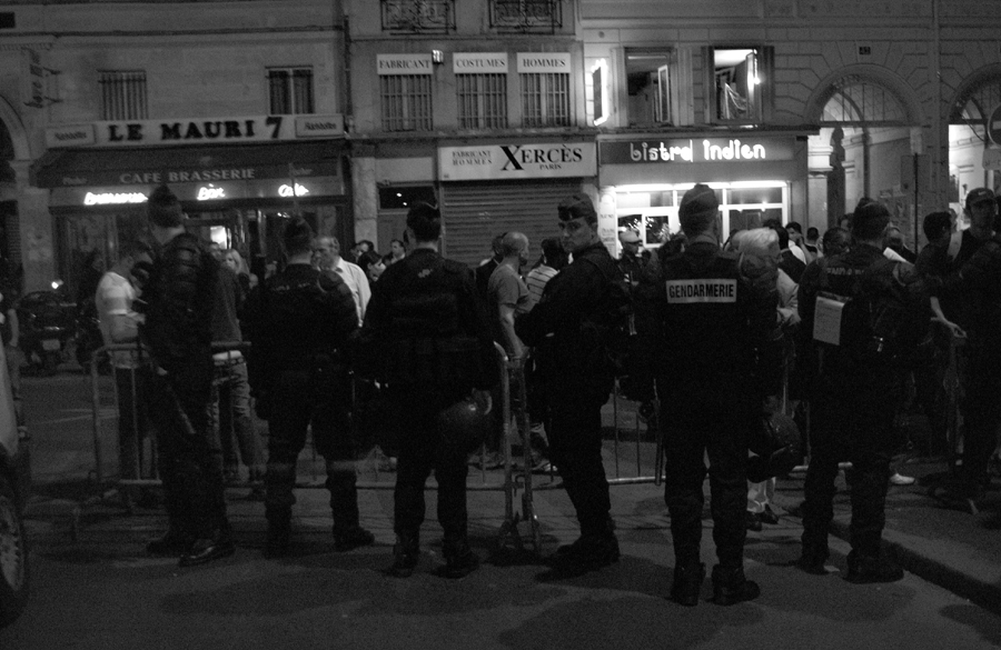 QG 151 - Rue d'Enghien bloquée