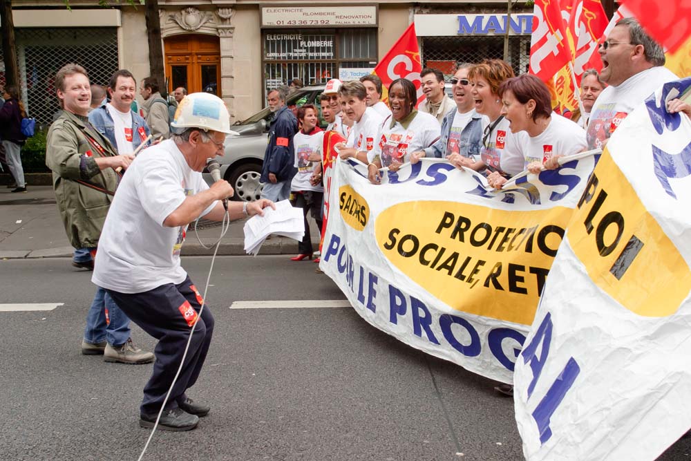 Manifestation à Paris pour la sauvegarde du régime retraite