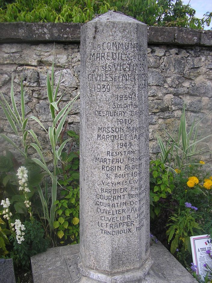 monument aux 7 fusilliersde Mareuil sure cher (41)