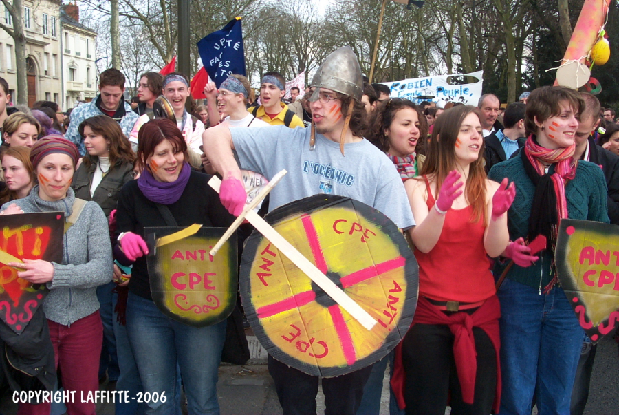 Manif anti CPE Amiens