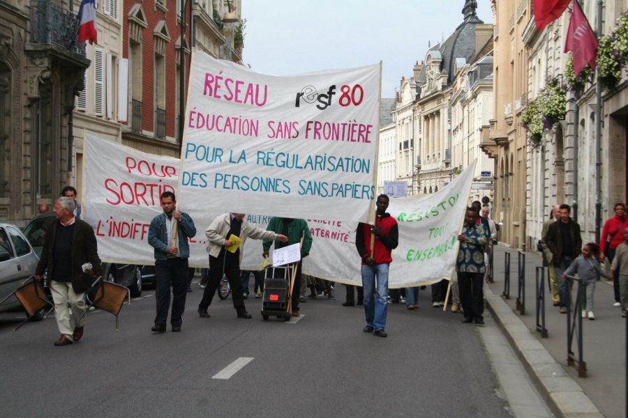 Manifestation  RESF le 05-09-2007 Amiens