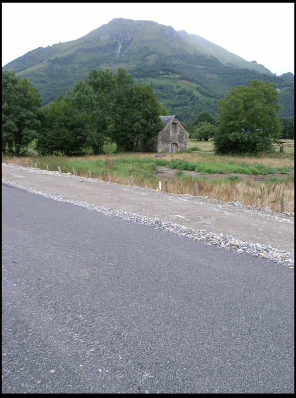 Chantier voie rapide dans la vallée d'Aspe (64)