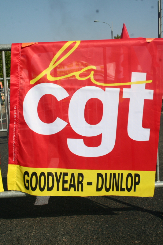 GOODYEAR-DUNLOP en lutte pour l'avenir