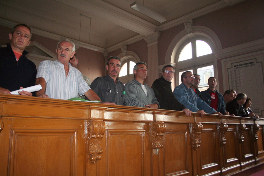 Amiens trois syndicalistes  assignés au tribunal