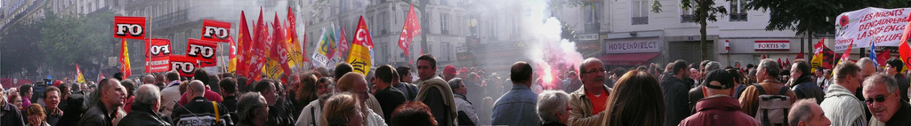 Panoramique manifestation retraites Paris-E. Colonnier